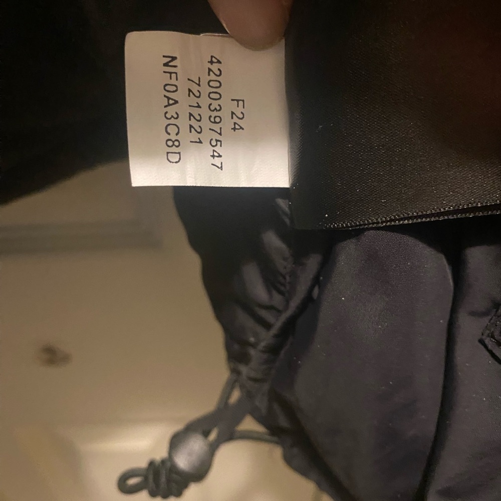The North Face Men's Black Jacket - Picture 4 of 6